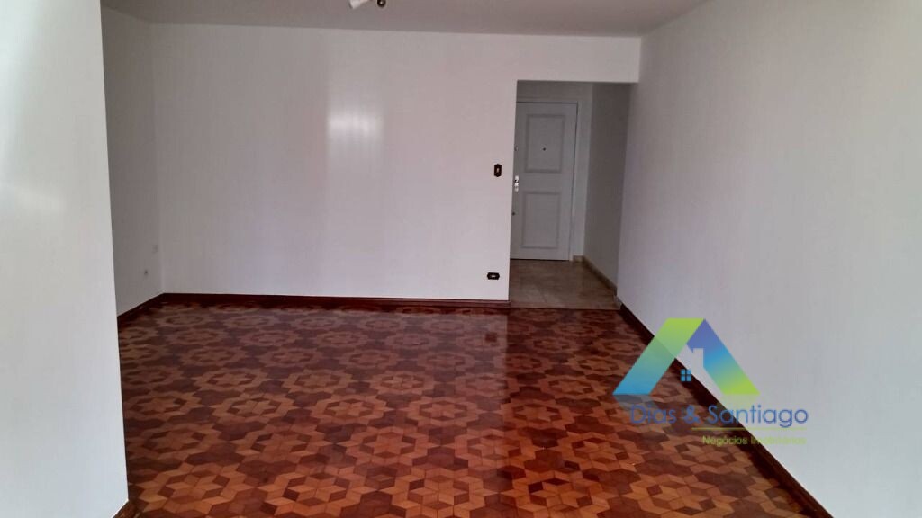 Apartamento à venda com 3 quartos, 108m² - Foto 7