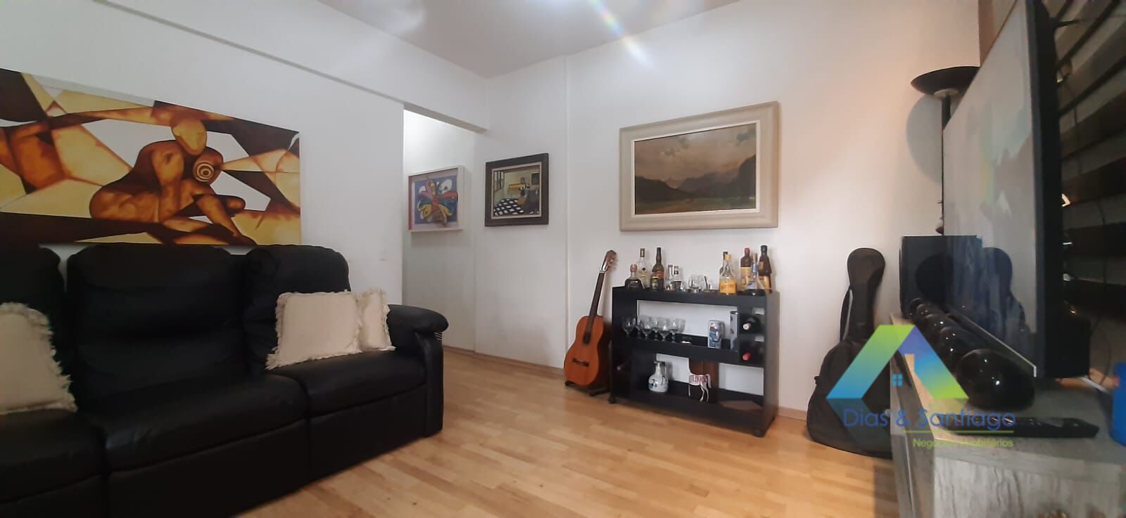 Apartamento à venda com 2 quartos, 57m² - Foto 2