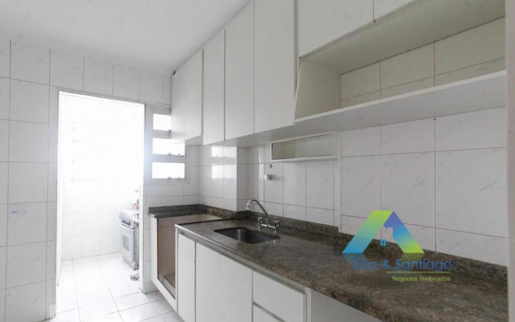 Apartamento à venda com 2 quartos, 67m² - Foto 15