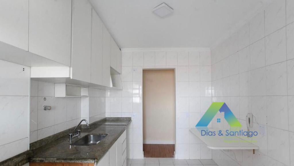 Apartamento à venda com 2 quartos, 67m² - Foto 18