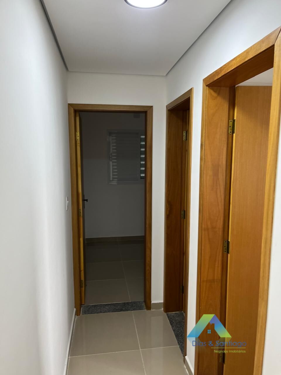 Apartamento à venda com 2 quartos, 56m² - Foto 3