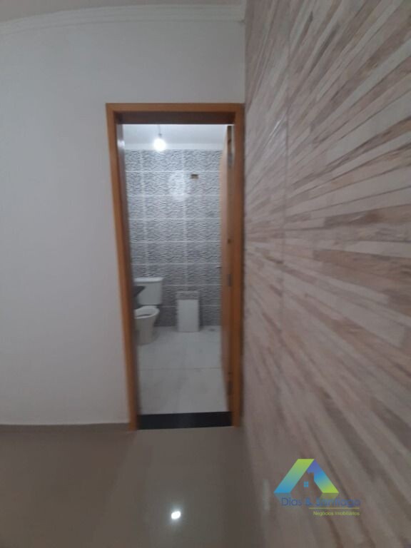 Casa à venda com 2 quartos, 110m² - Foto 13