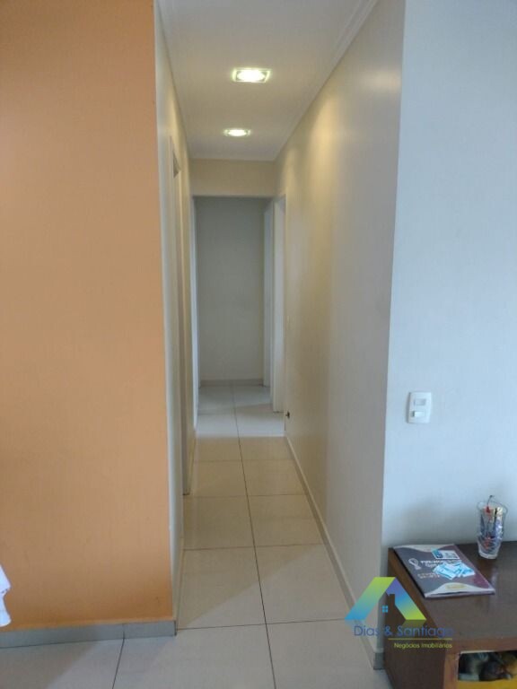 Apartamento à venda com 3 quartos, 76m² - Foto 8