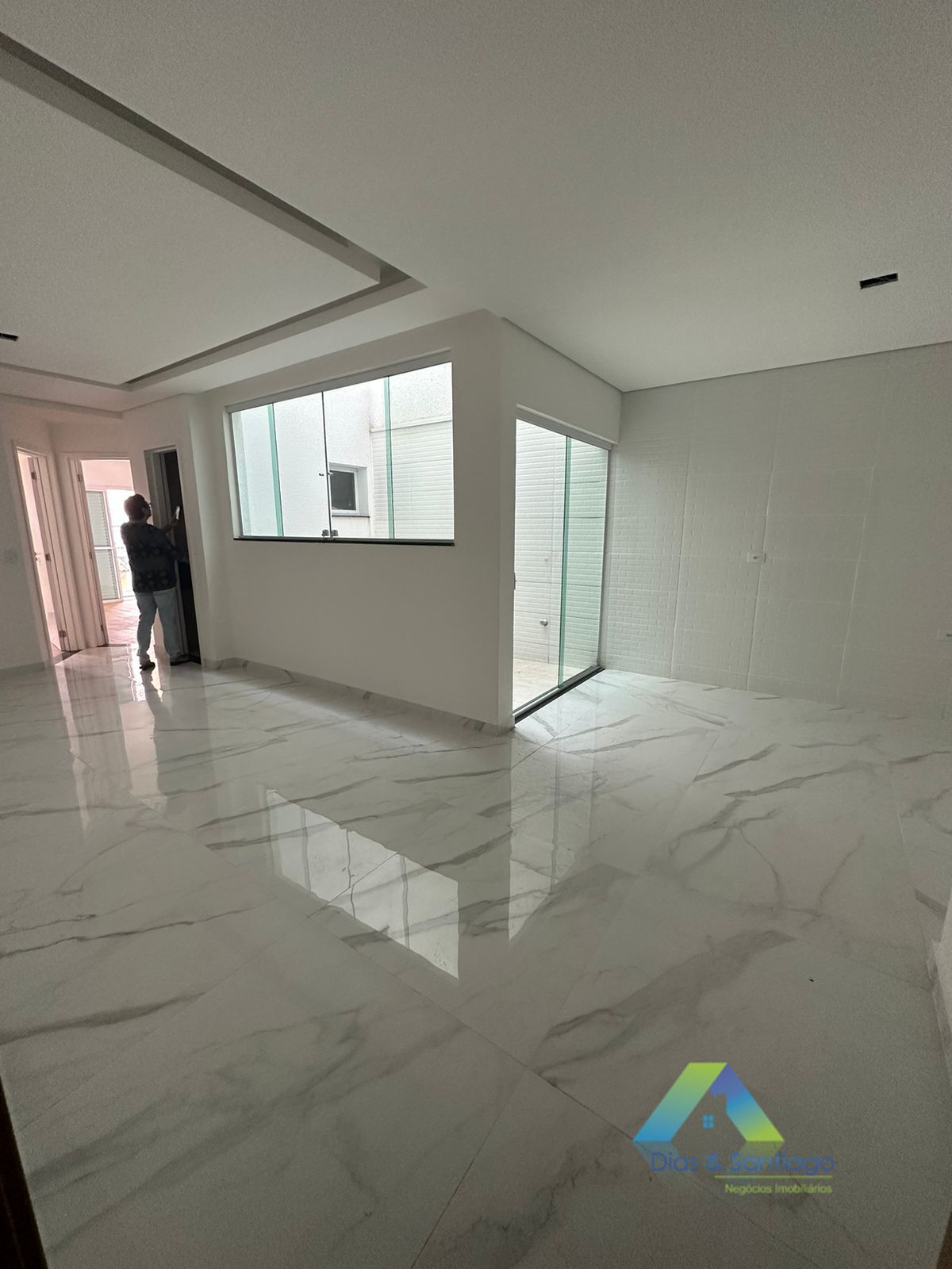 Apartamento à venda com 2 quartos, 65m² - Foto 4