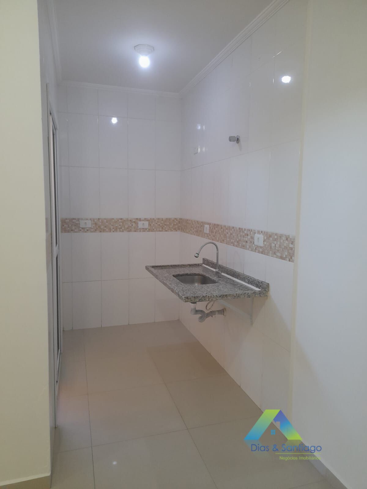 Apartamento à venda com 2 quartos, 47m² - Foto 1