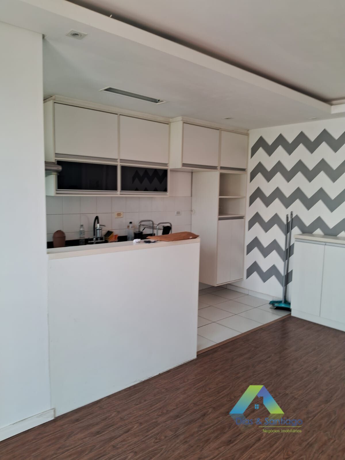 Apartamento à venda com 1 quarto, 36m² - Foto 2