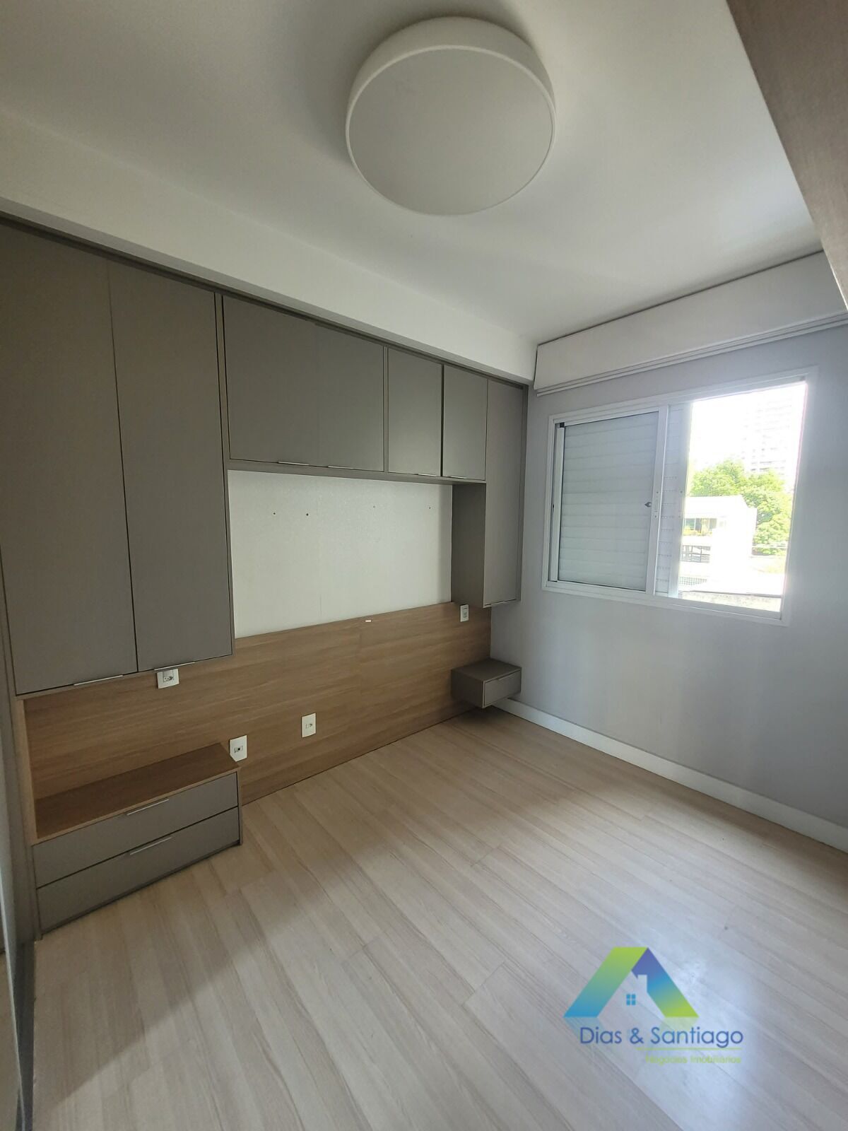 Apartamento à venda com 2 quartos, 68m² - Foto 4