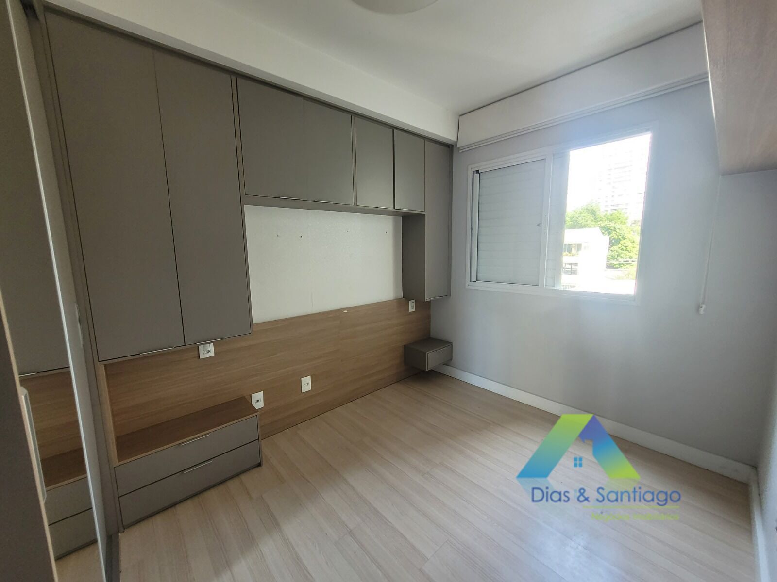 Apartamento à venda com 2 quartos, 68m² - Foto 5