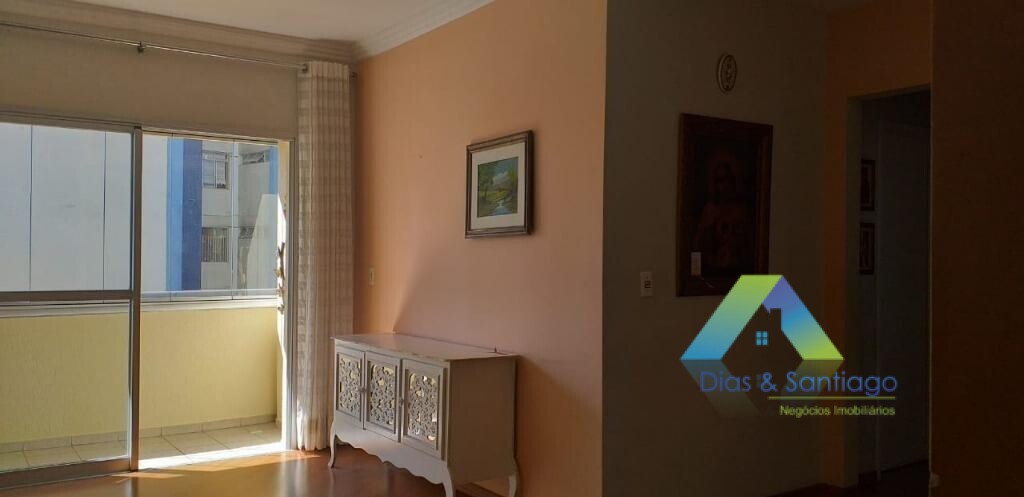 Apartamento à venda com 2 quartos, 67m² - Foto 1