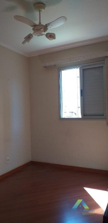 Apartamento à venda com 2 quartos, 67m² - Foto 5