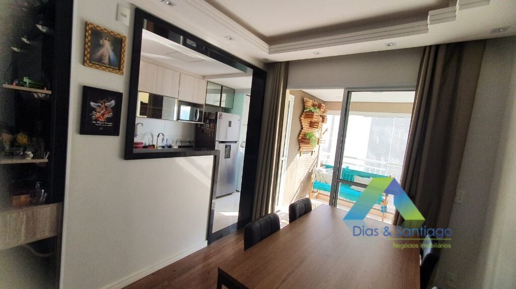 Apartamento à venda com 2 quartos, 74m² - Foto 12