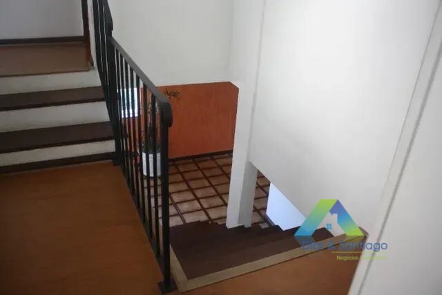 Sobrado à venda com 5 quartos, 330m² - Foto 3