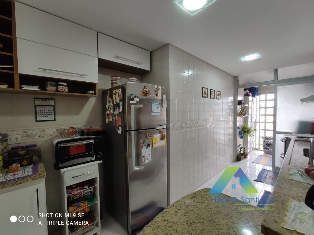 Apartamento à venda com 3 quartos, 84m² - Foto 9