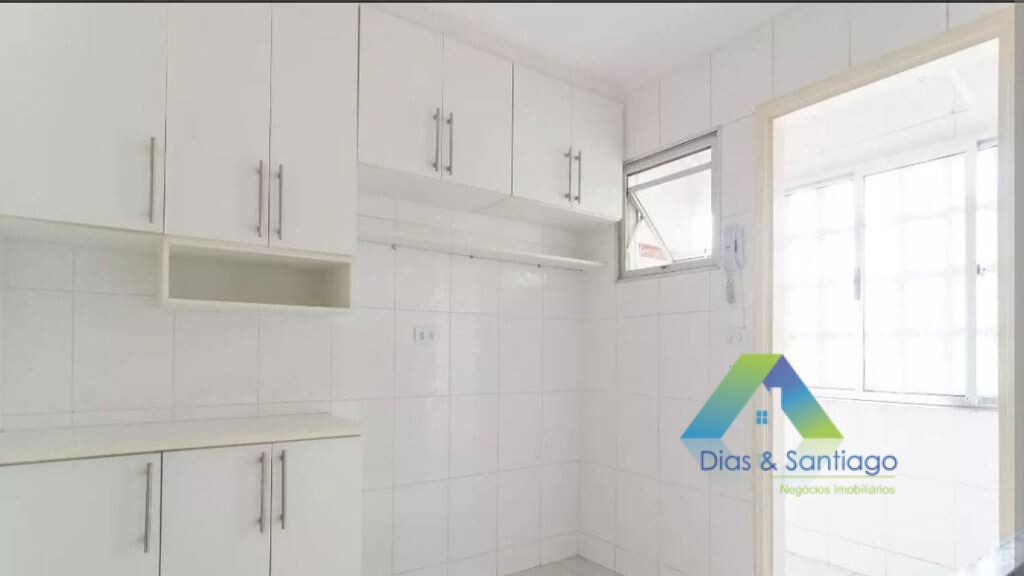 Apartamento à venda com 2 quartos, 63m² - Foto 2