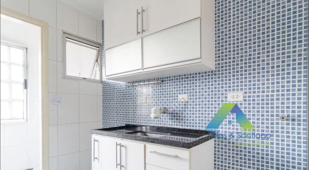 Apartamento à venda com 2 quartos, 63m² - Foto 3