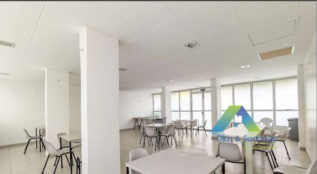 Apartamento à venda com 2 quartos, 63m² - Foto 15