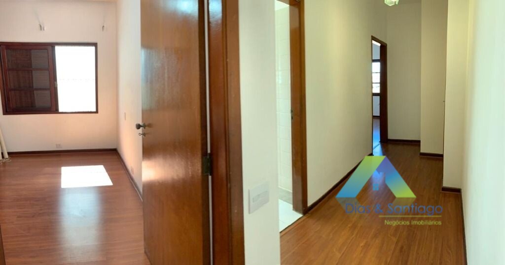 Sobrado à venda com 3 quartos, 300m² - Foto 13