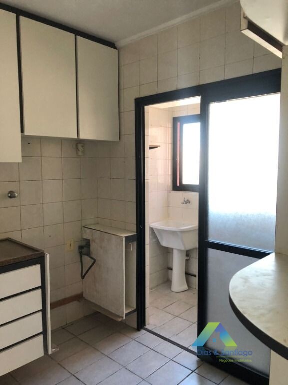 Apartamento à venda com 3 quartos, 85m² - Foto 4