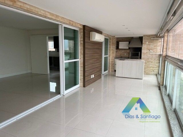 Apartamento à venda com 4 quartos, 205m² - Foto 1