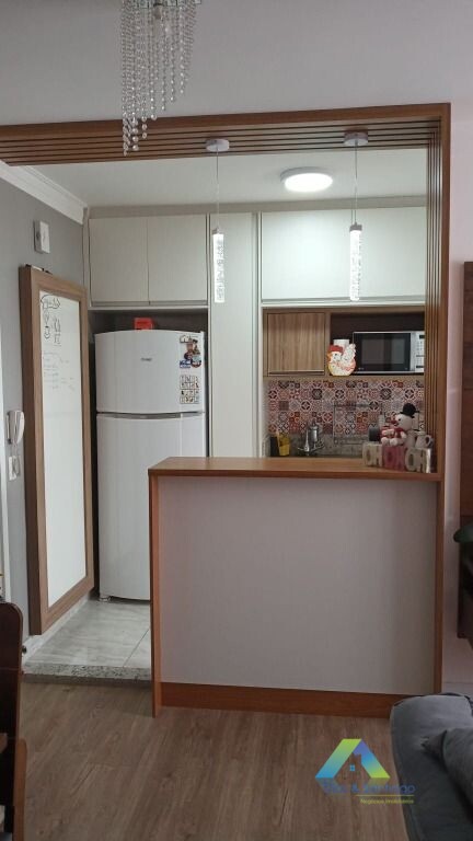 Apartamento à venda com 2 quartos, 50m² - Foto 4