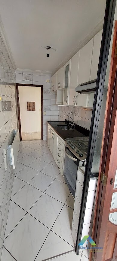 Apartamento à venda com 3 quartos, 74m² - Foto 13