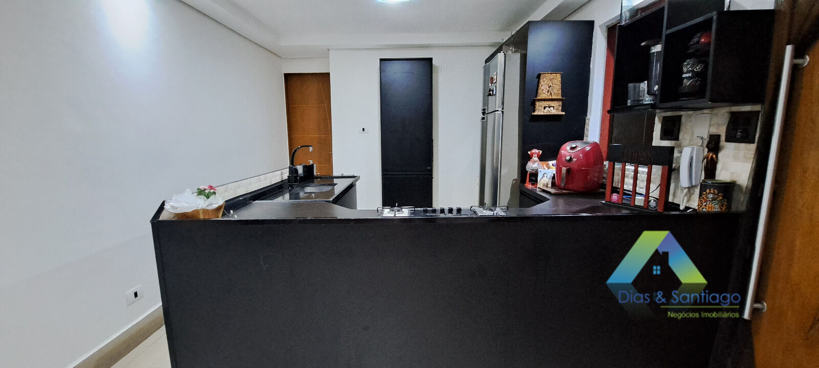 Casa à venda com 1 quarto, 125m² - Foto 4