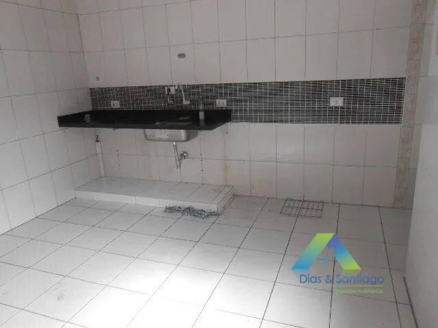 Sobrado à venda com 2 quartos, 90m² - Foto 2