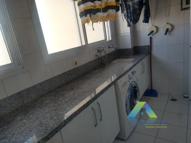 Apartamento à venda com 3 quartos, 87m² - Foto 4