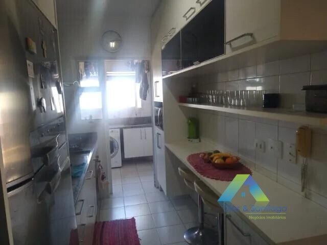 Apartamento à venda com 3 quartos, 87m² - Foto 2