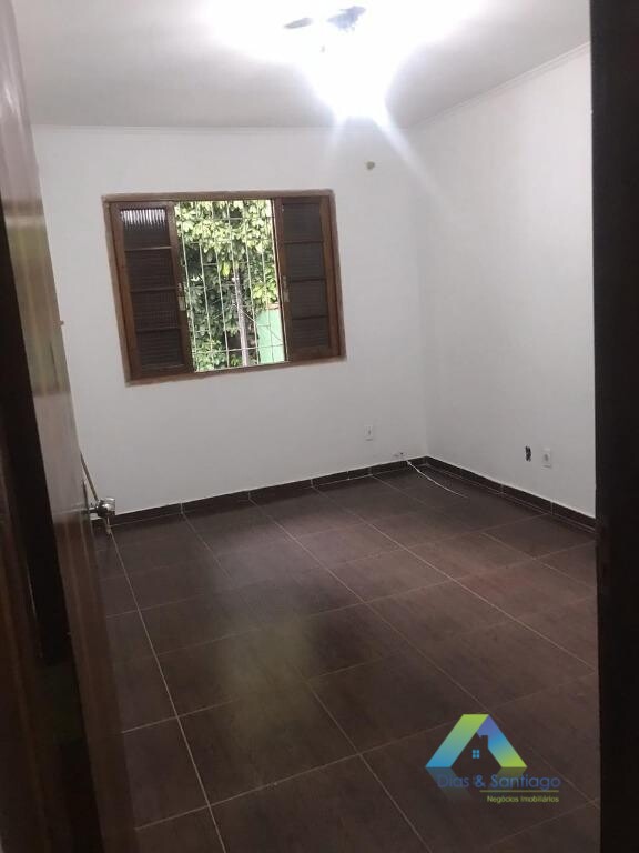 Sobrado à venda com 4 quartos, 225m² - Foto 6