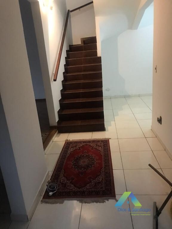 Sobrado à venda com 4 quartos, 225m² - Foto 7