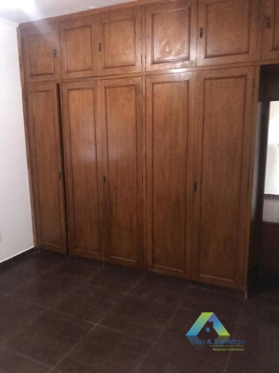 Sobrado à venda com 4 quartos, 225m² - Foto 15