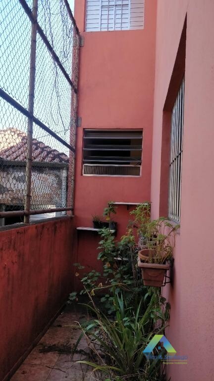 Sobrado à venda com 3 quartos, 125m² - Foto 2