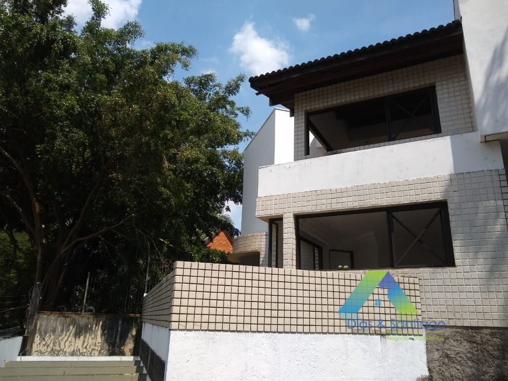 Sobrado à venda com 4 quartos, 800m² - Foto 1