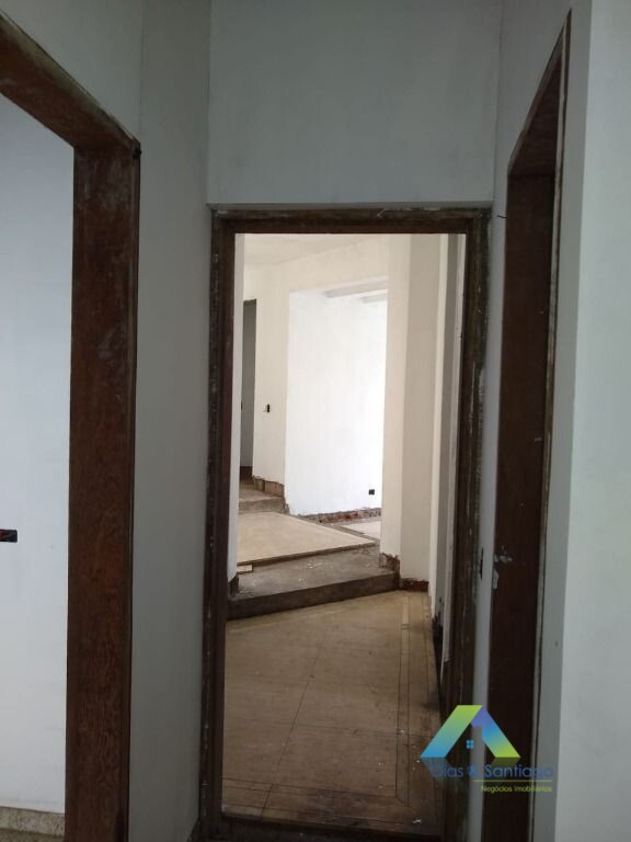 Sobrado à venda com 4 quartos, 800m² - Foto 12