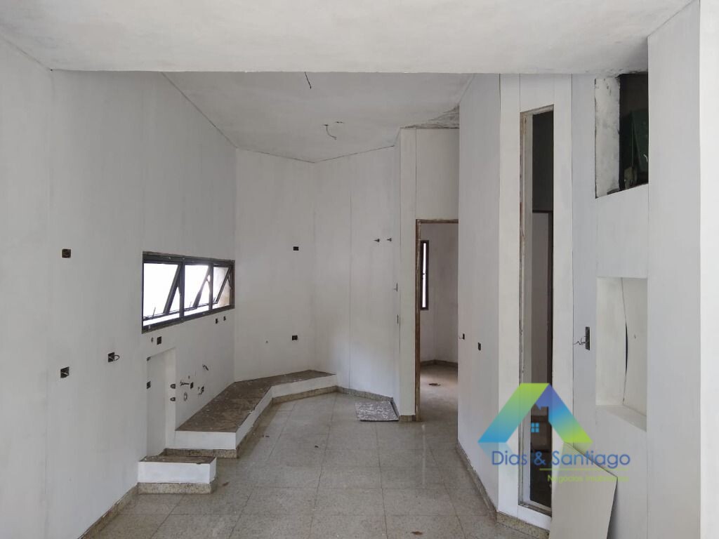 Sobrado à venda com 4 quartos, 800m² - Foto 7