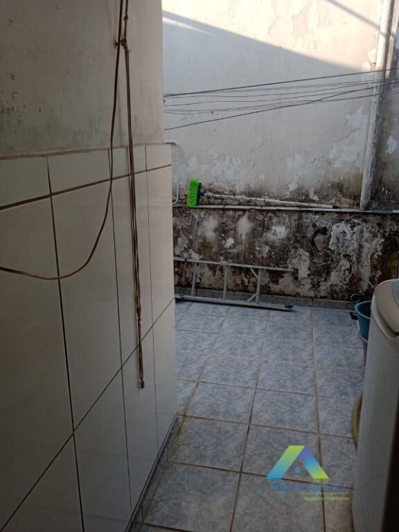 Sobrado à venda com 4 quartos, 270m² - Foto 14