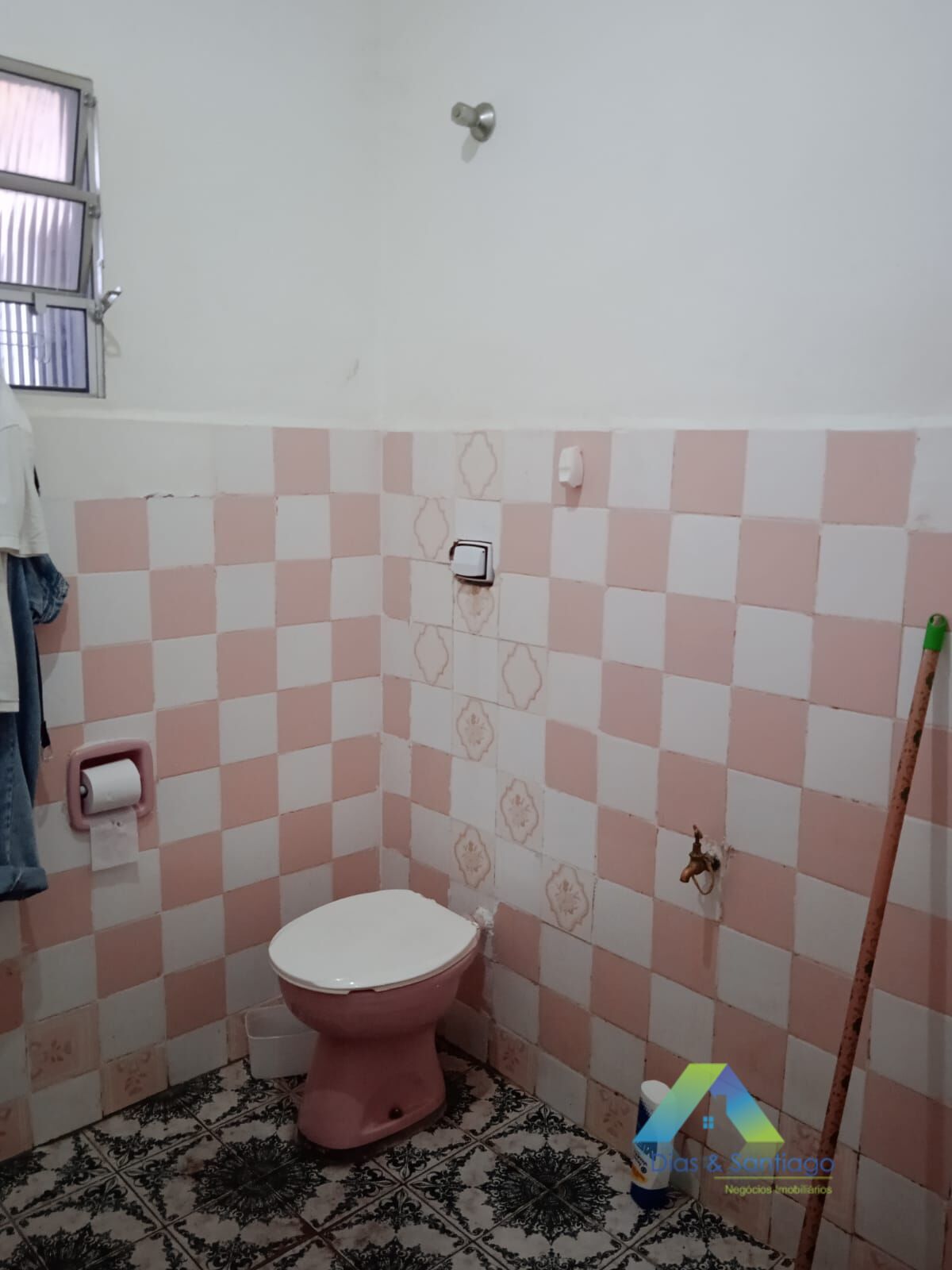 Casa à venda com 2 quartos, 200m² - Foto 9