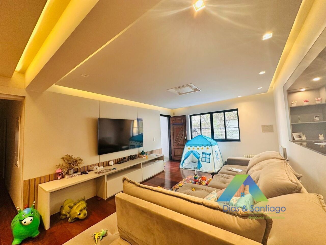 Sobrado, 5 quartos, 600 m² - Foto 2