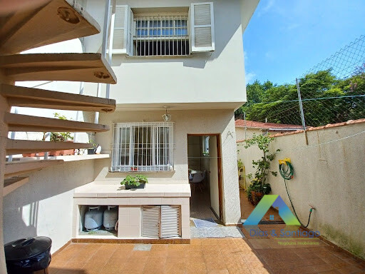 Casa à venda com 3 quartos, 160m² - Foto 3