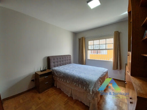 Casa à venda com 3 quartos, 160m² - Foto 1