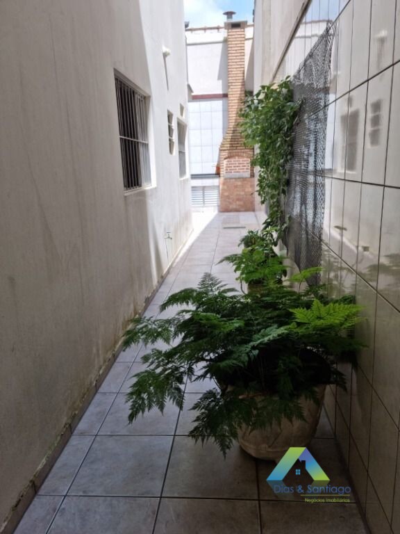 Sobrado à venda com 3 quartos, 250m² - Foto 85