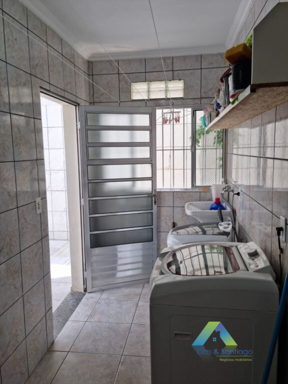 Sobrado à venda com 3 quartos, 250m² - Foto 81