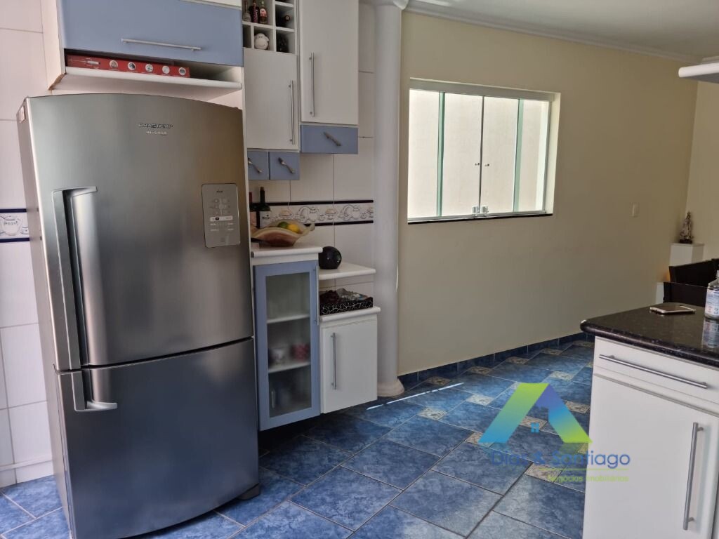 Sobrado à venda com 3 quartos, 250m² - Foto 13