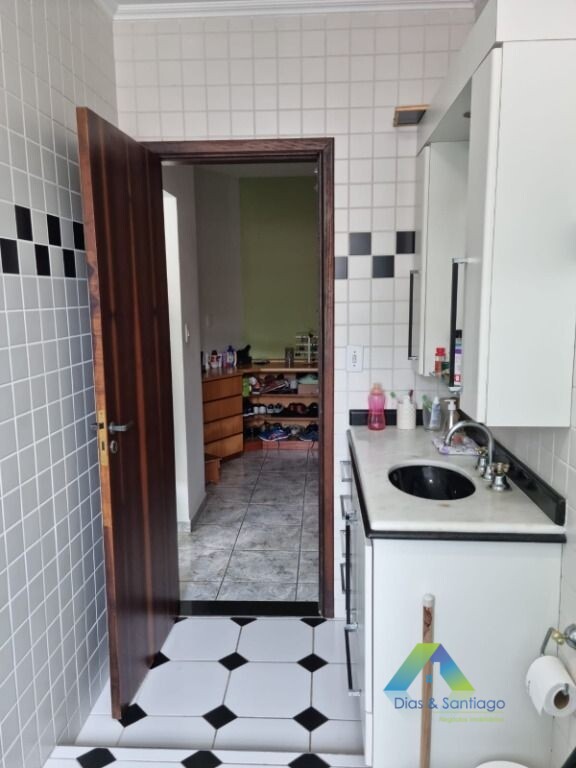 Sobrado à venda com 3 quartos, 250m² - Foto 33