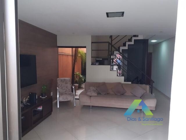 Sobrado à venda com 3 quartos, 290m² - Foto 8