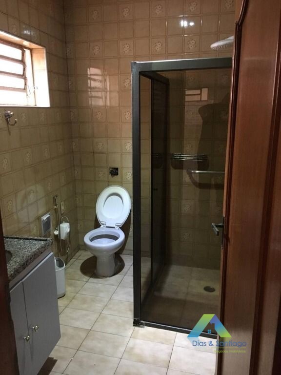 Casa à venda com 2 quartos, 277m² - Foto 10