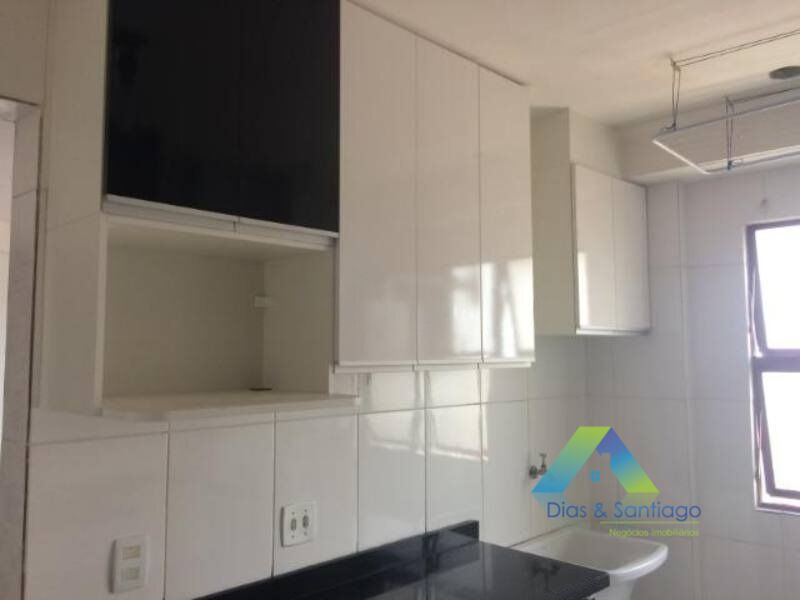 Apartamento à venda com 3 quartos, 69m² - Foto 2