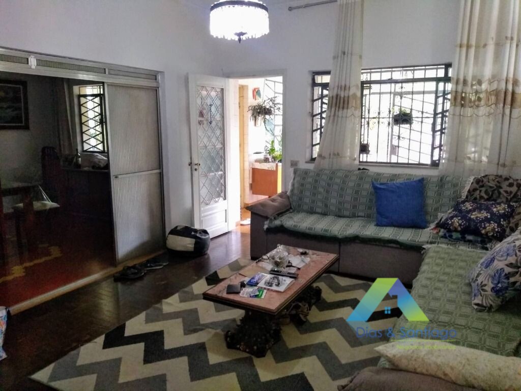 Casa à venda com 4 quartos, 160m² - Foto 17