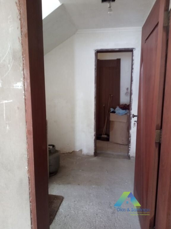 Sobrado à venda com 3 quartos, 400m² - Foto 3